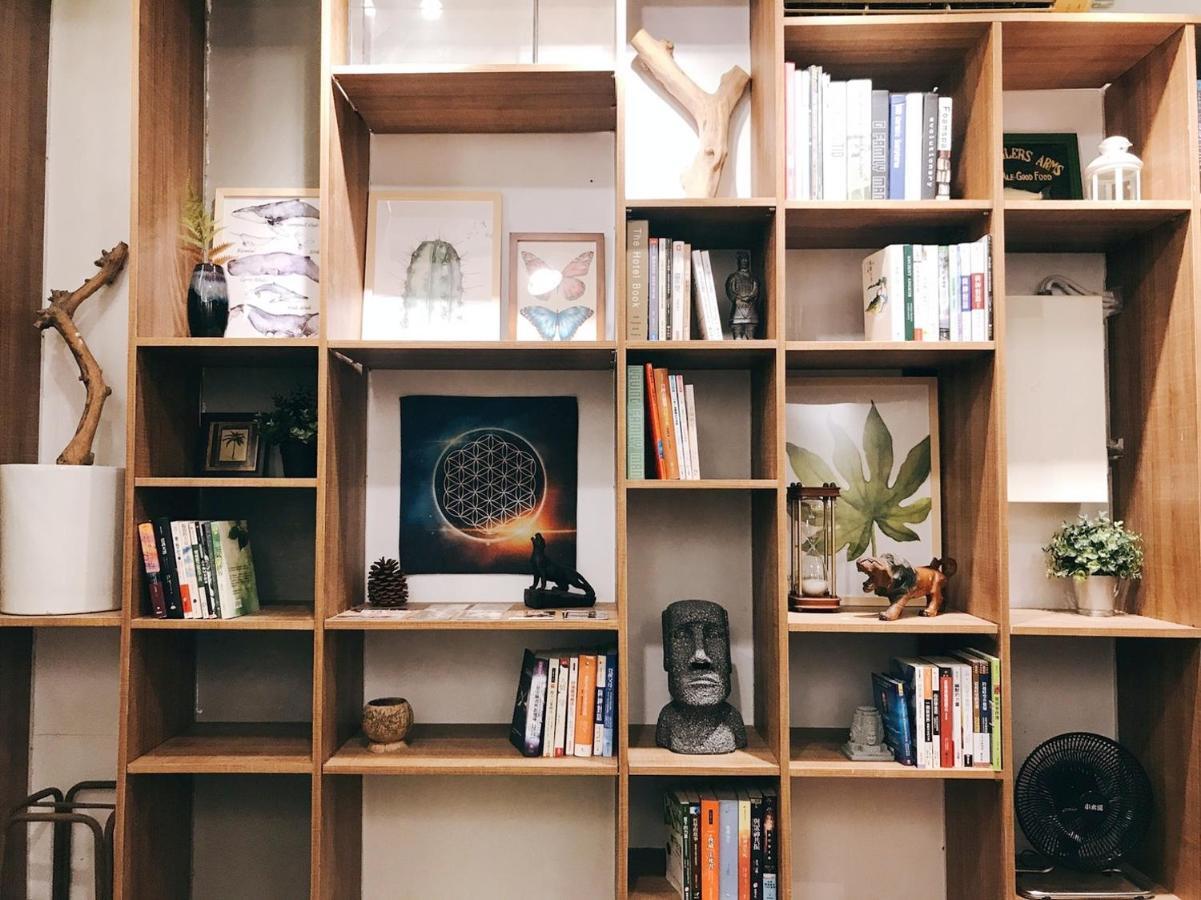 Appartement 醒覺旅人-訂房後需聯繫轉帳 à Tainan Extérieur photo
