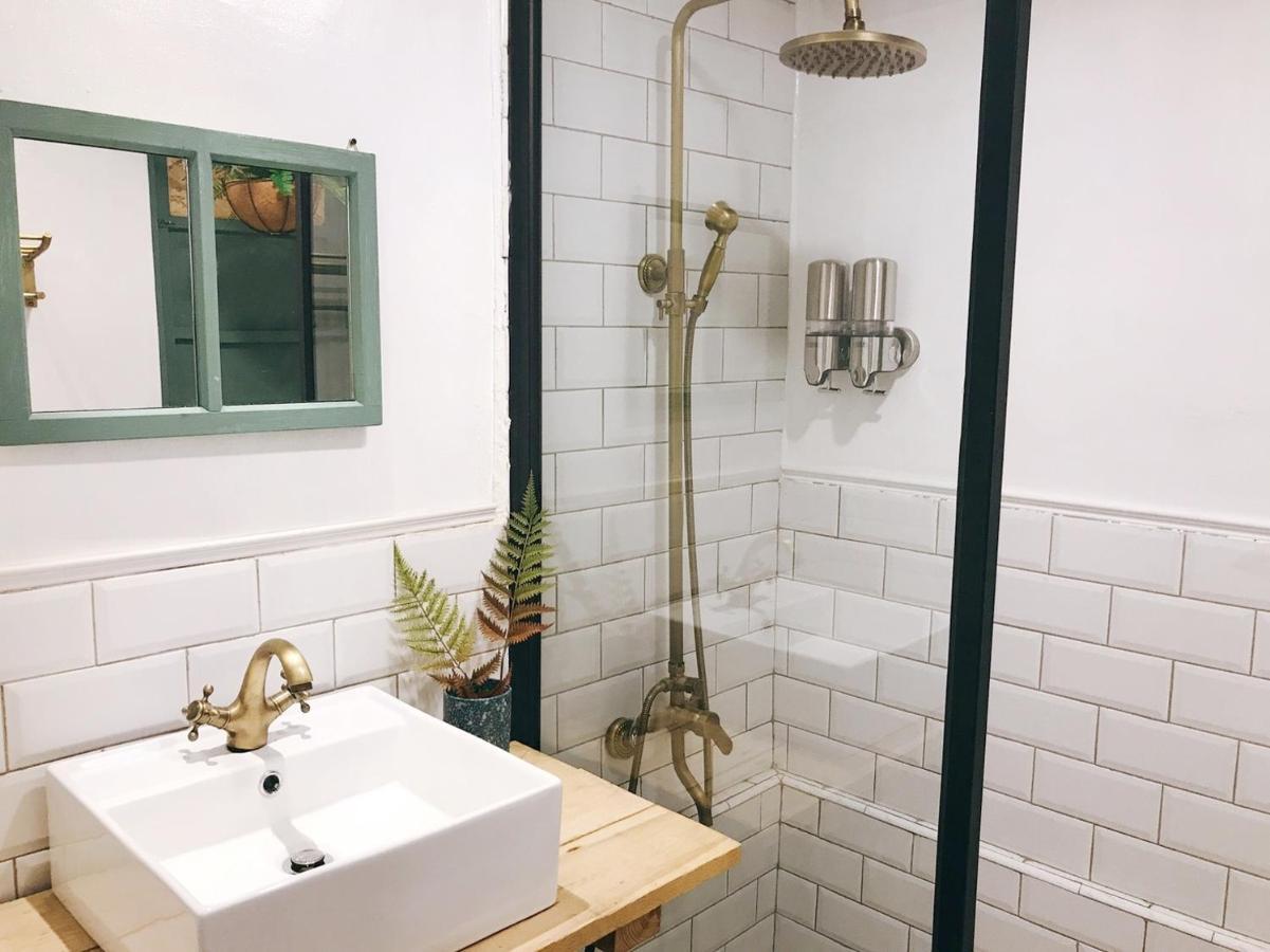 Appartement 醒覺旅人-訂房後需聯繫轉帳 à Tainan Extérieur photo