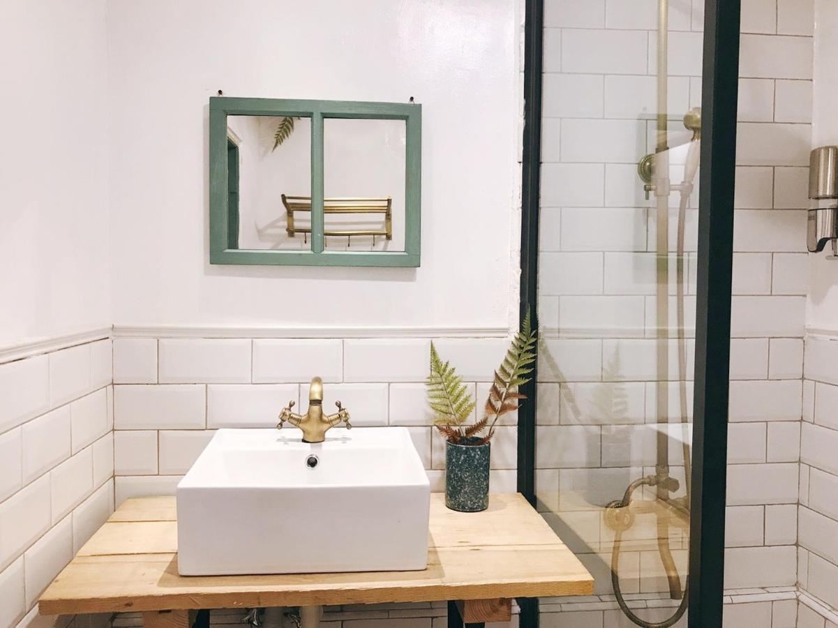 Appartement 醒覺旅人-訂房後需聯繫轉帳 à Tainan Extérieur photo